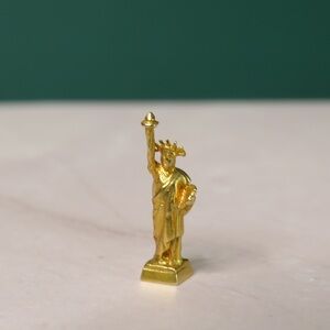14k Gold Statue Of Liberty Charm 1.65g